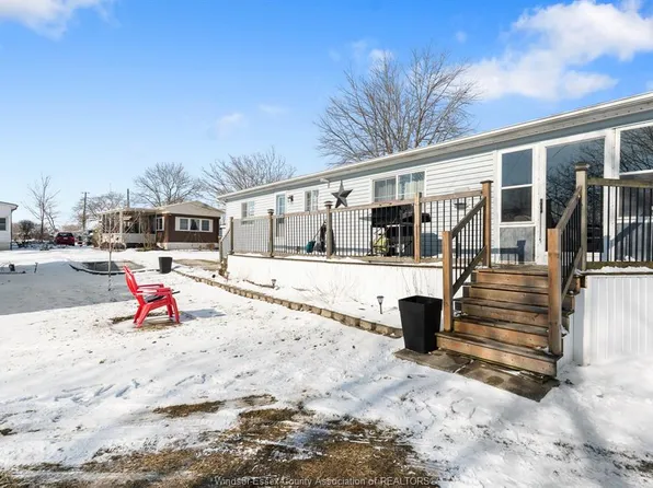 20951 Pier Rd #8, Chatham Kent, ON N0P 2P0