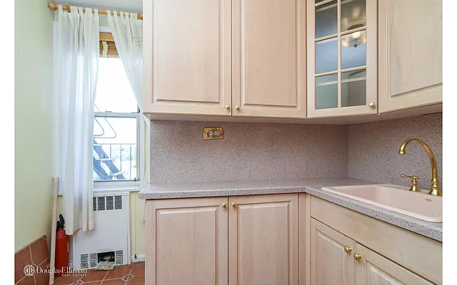 Sold by Douglas Elliman | media 12