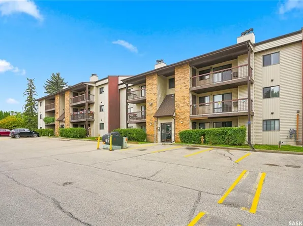 UNIT 302-345 Kingsmere BOULEVARD, Saskatoon, SK S7J 4J6