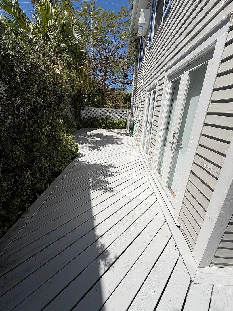 Newly Renovated 2 bed with 2.5 bath! — Photo 2