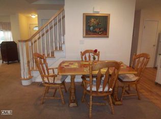 12 Acacia Dr, Norwalk, CT 06855