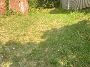 268 8th St, Troy, NY 12180