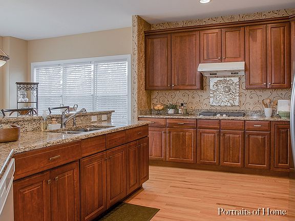 2nd image of 142 Windstone Dr