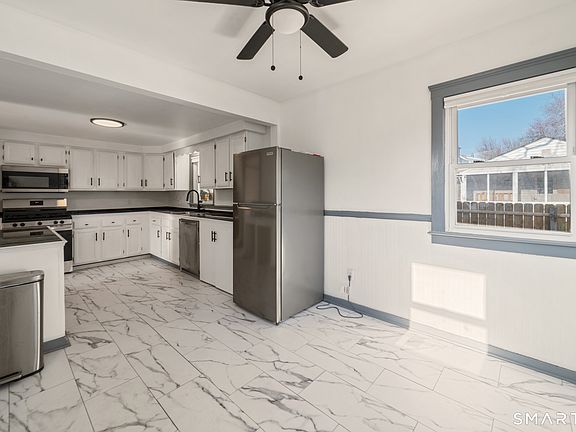 5th image of 272 Franklin Road