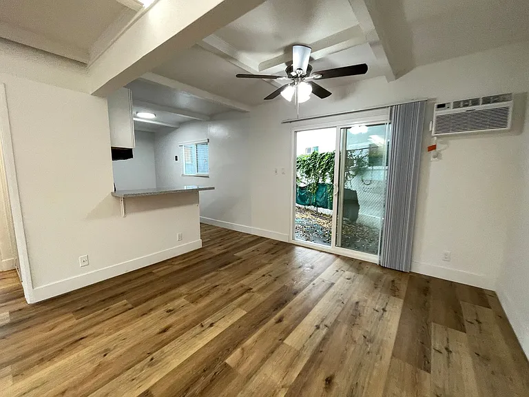 14410 Valerio St — Photo 6