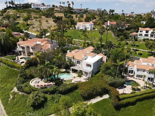 24142 Park Riviera, Calabasas, CA 91302