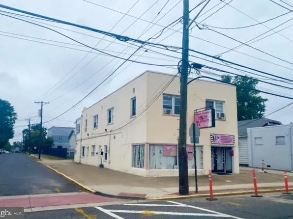 200 W Kings Hwy, Mount Ephraim, NJ 08059