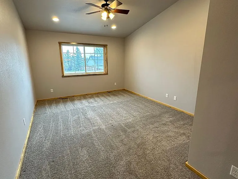 1308 Bette Ln — Photo 7