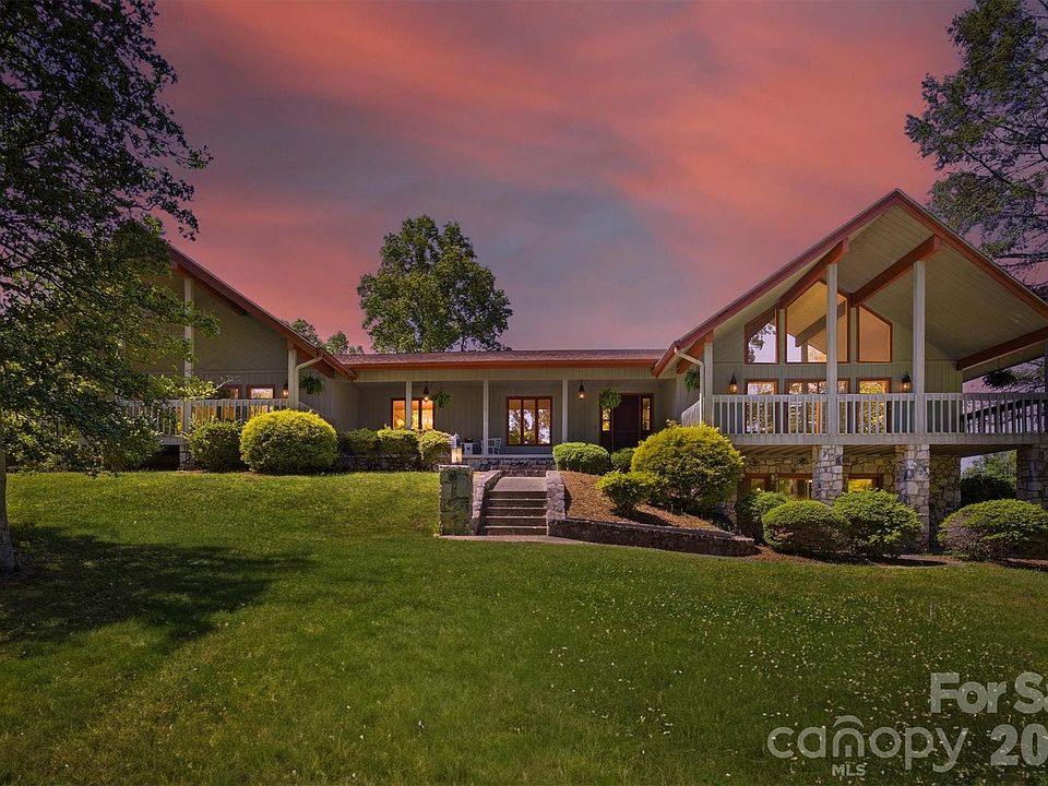 1st image of 2718 Arden Dr