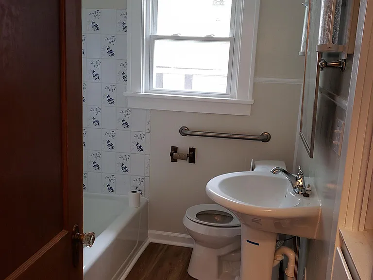 141 S Main St — Photo 21