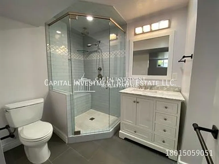 2626 S 1700 E — Photo 14