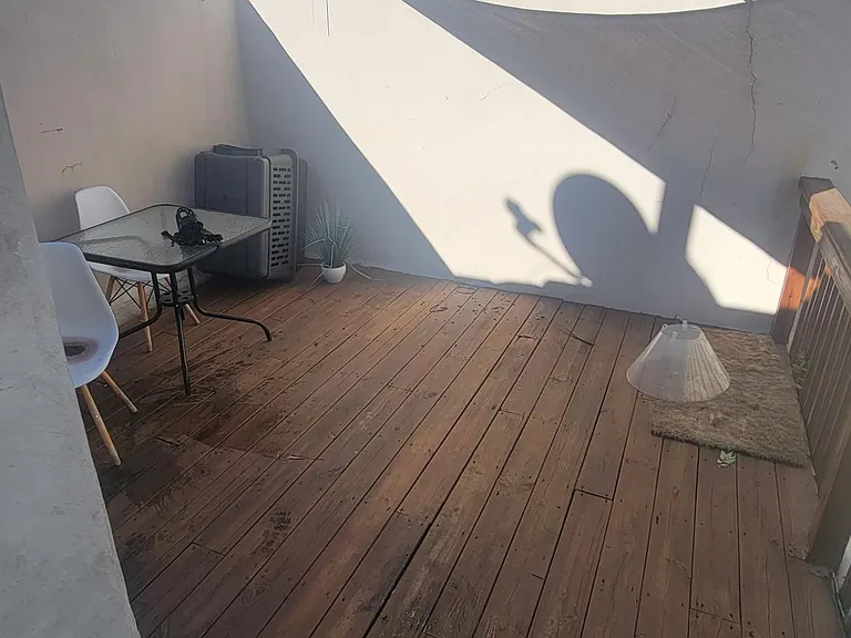 606 S American St #3 — Photo 11