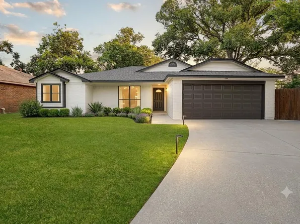 13423 Highland Castle Ln, Houston, TX 77015