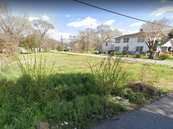 2701 Noble St, Houston, TX 77026