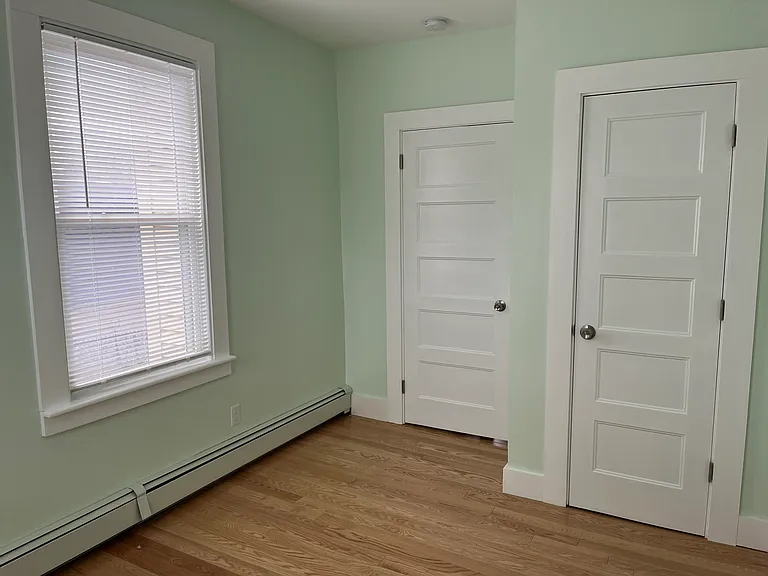 14 Knighton St #1W — Photo 8