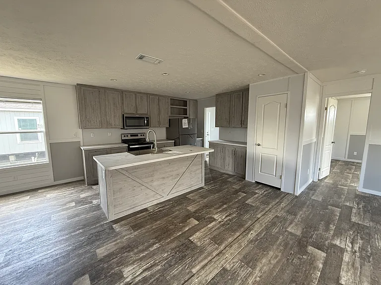 Kitchen with Island