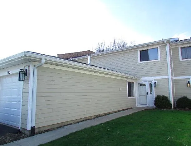1153 N Chesapeake Ct photo 1