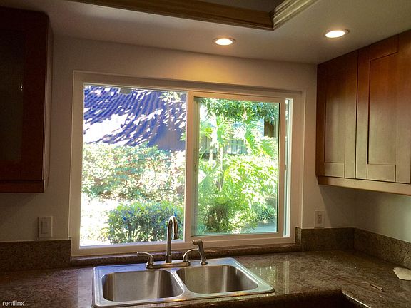 5th image of 5118 Cantabrian Ct