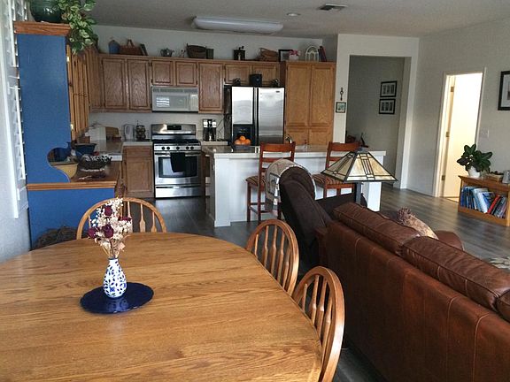 4th image of 2699 Kalamer Way