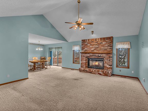 4th image of 6705 SW Scathelock Rd