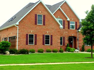 1402 Herbert St, Peru, IL 61354