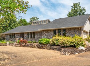 2 Faisan Pl, Hot Springs Village, AR 71909