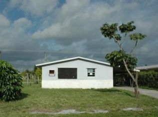 142 SW 13th Ave, Delray Beach, FL 33444