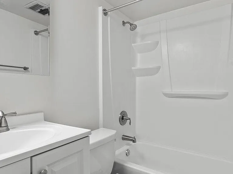 6352 Aurelia St #521 — Photo 15