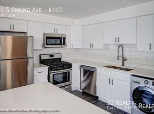 30 S Spring Ave APT 102, La Grange, IL 60525