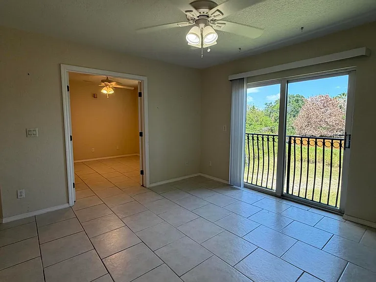 220 Columbia Dr #31 — Photo 5