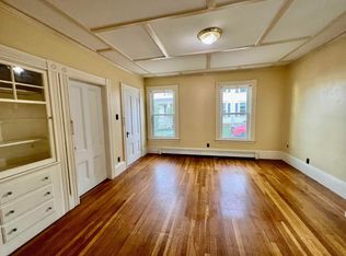 30 6th St, Dover, NH 03820