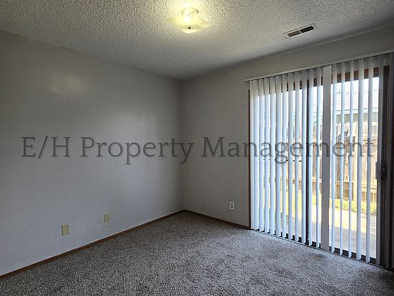 5th image of 1322 S Vine St #1