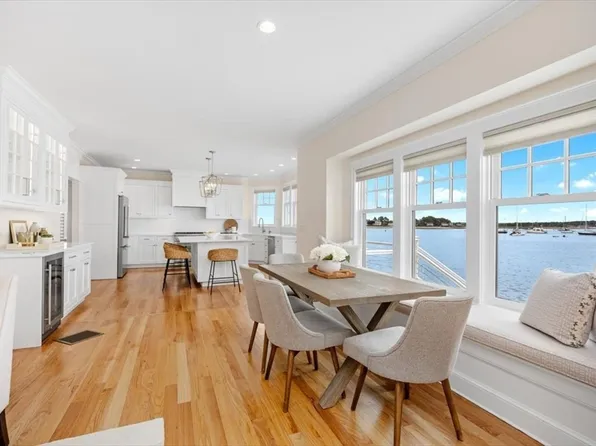 86 Lighthouse Rd, Scituate, MA 02066