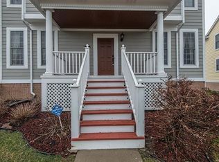 43094 Alcott Cir, Novi, MI
