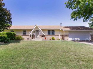 113 S 1st St, Colwich, KS 67030