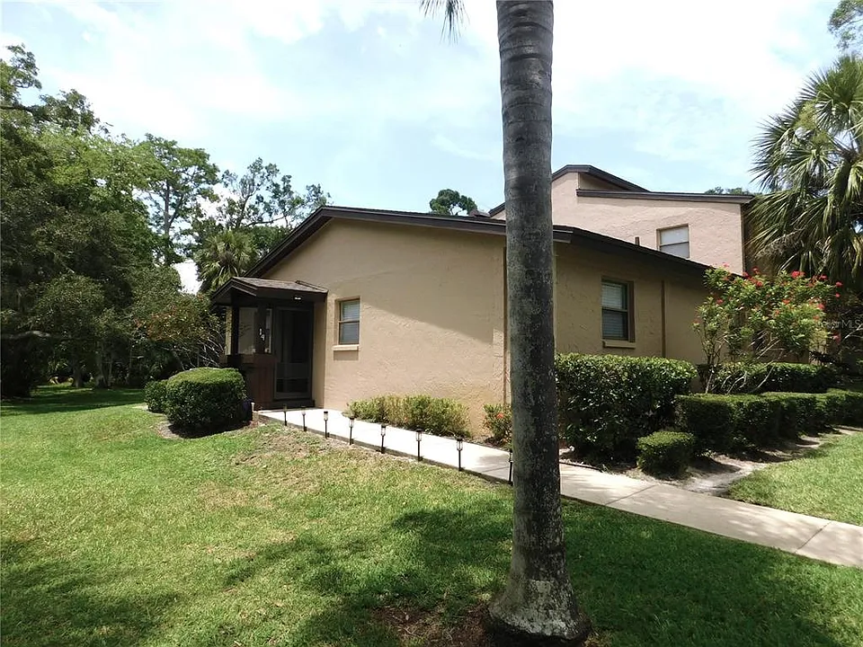 1400 Tarpon Woods Blvd #14