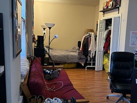 5th image of 328 N 40th St Floor 2