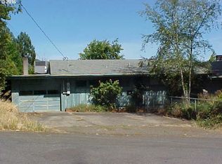 1126 NE Klamath Ave, Roseburg, OR 97470