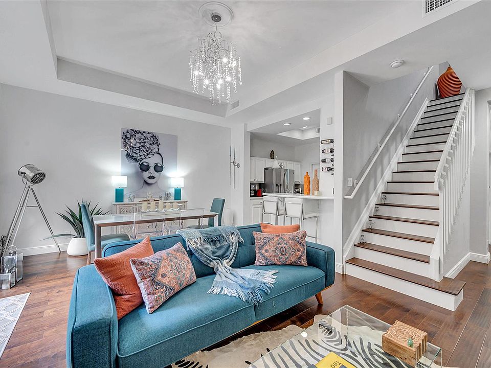 1st image of 515 SW 18th Avenue #18