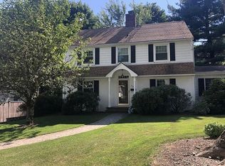 16 Shaw Rd, Wellesley, MA 02481