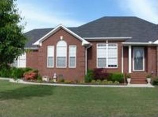 23952 Chadwick Dr, Athens, AL 35613