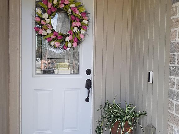 3rd image of 2753 Camargo Dr