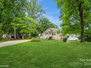 111 Lynnbrook Ln, Mooresville, NC 28117