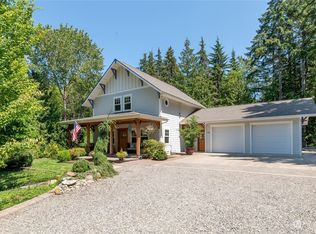 180 E Vuecrest Dr, Union, WA 98592