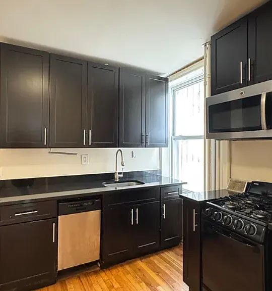 1564 Pacific St #1F — Photo 1