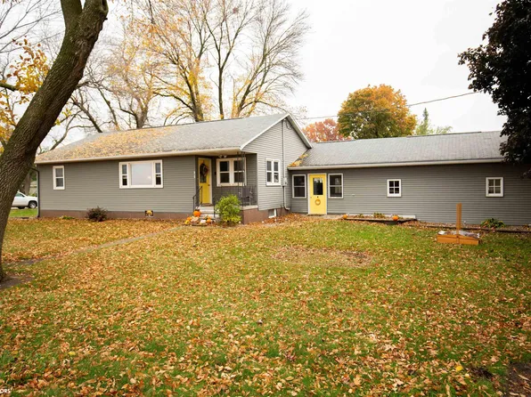 107 310th St, Fenton, IA 50539