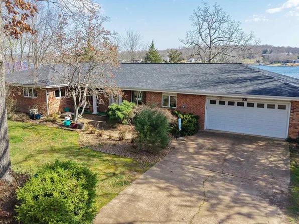 506 Victoria Dr, Horseshoe Bend, AR 72512