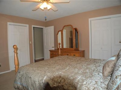 4 Wesley Ave, Charleroi, PA, 15022