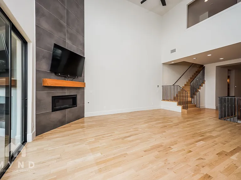 4216 Bowser Ave — Photo 5