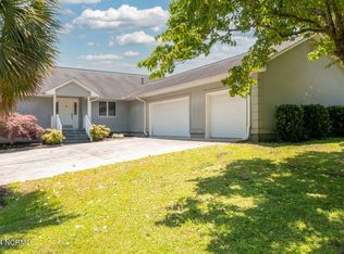 246 White Oak Bluff Rd, Stella, NC 28582